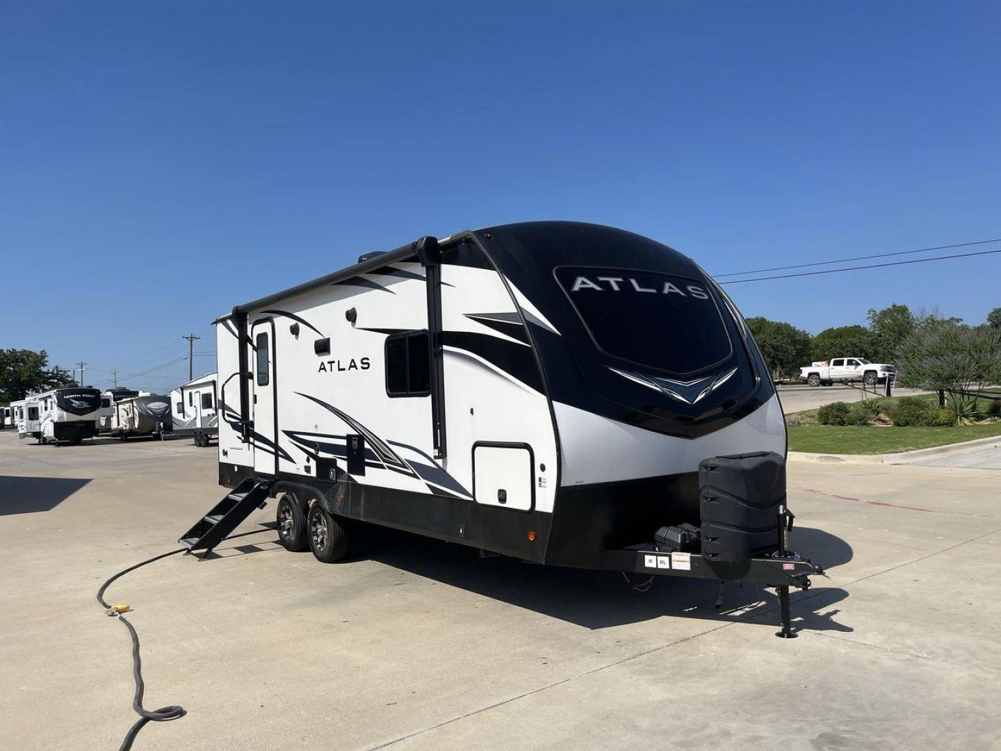 2022 KEYSTONE ATLAS 2202RB (4YDTASK2XNM) , located at 4319 N Main Street, Cleburne, TX, 76033, (817) 221-0660, 32.435829, -97.384178 - Photo#23