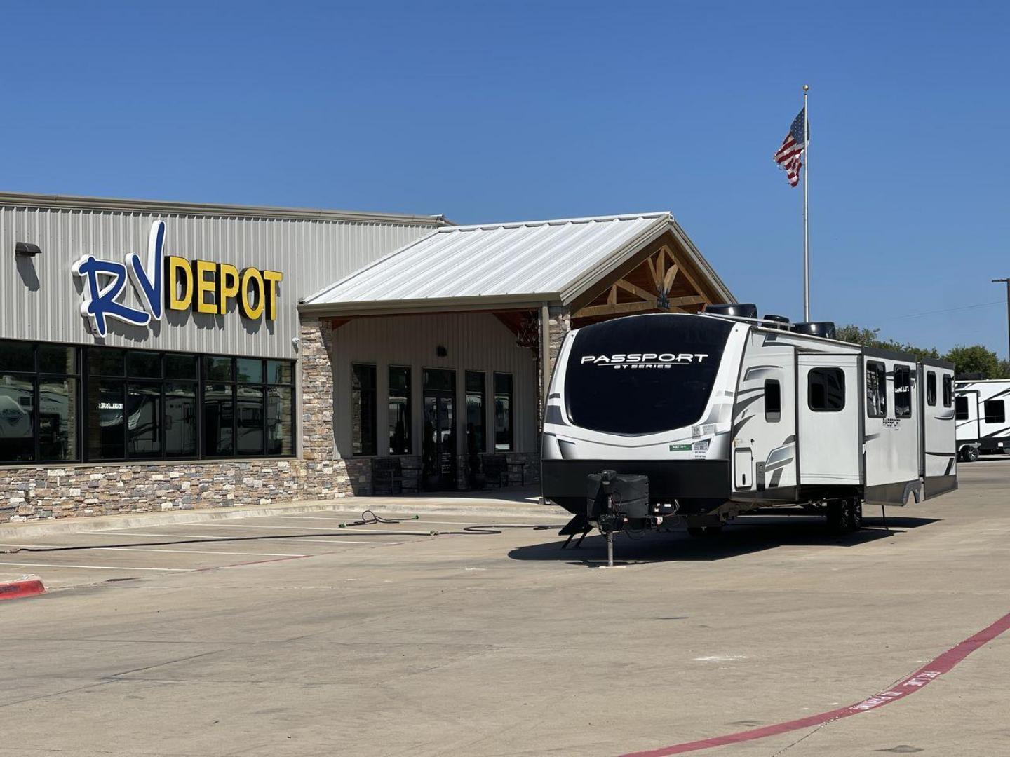 2022 KEYSTONE PASSPORT 3401QD (4YDTPPS27ND) , located at 4319 N Main Street, Cleburne, TX, 76033, (817) 221-0660, 32.435829, -97.384178 - Photo#0