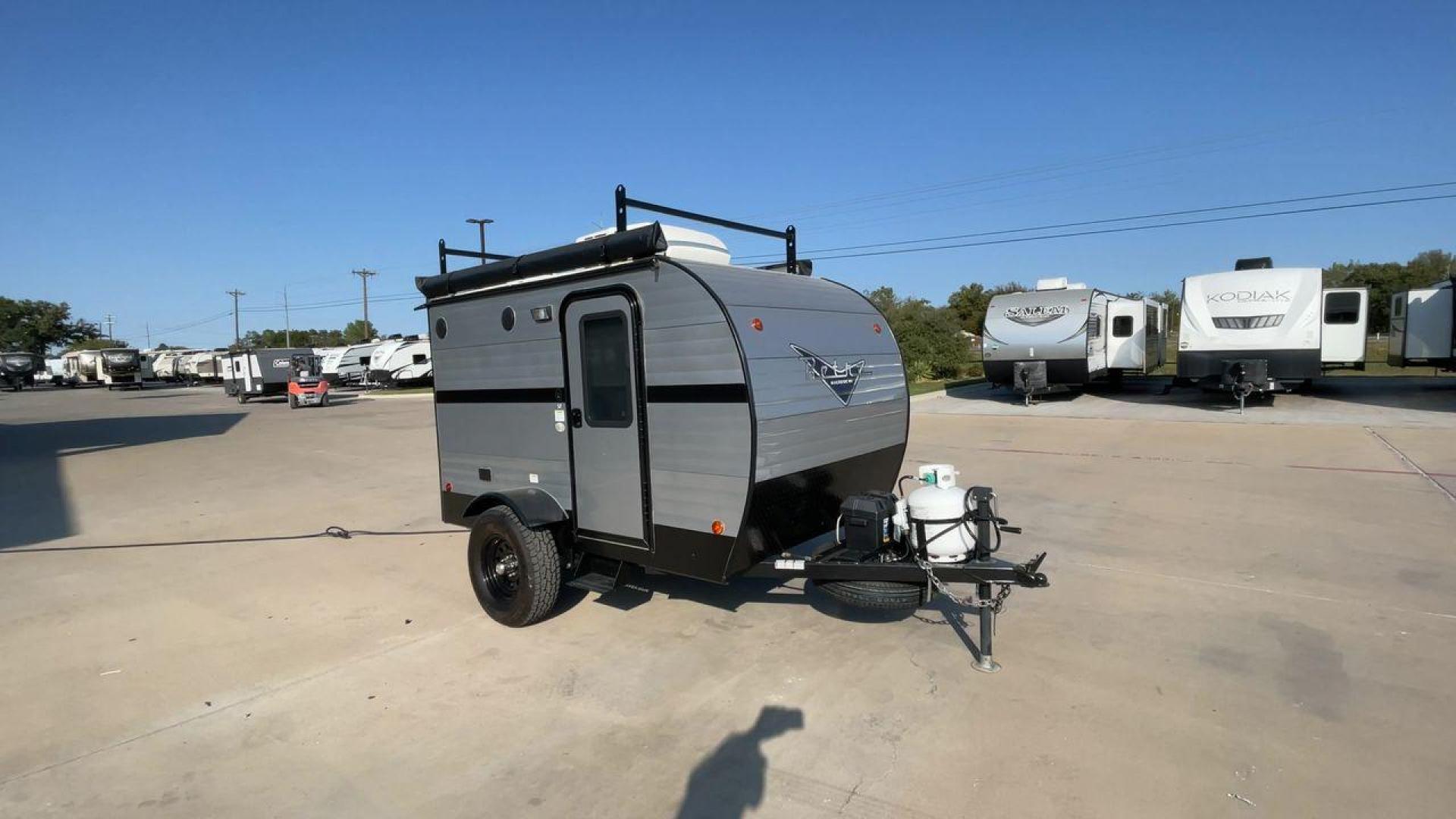 2022 RIVERSIDE RETRO 511 (59CCC1211NL) , Length: 12.67 ft. | Dry Weight: 1,540 lbs. transmission, located at 4319 N Main Street, Cleburne, TX, 76033, (817) 221-0660, 32.435829, -97.384178 - Photo#3