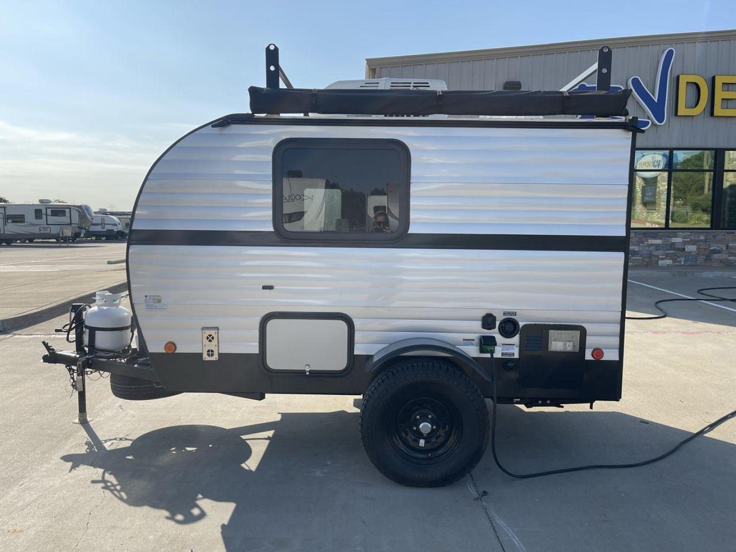 2022 RIVERSIDE RETRO 511 (59CCC1211NL) , Length: 12.67 ft. | Dry Weight: 1,540 lbs. transmission, located at 4319 N Main Street, Cleburne, TX, 76033, (817) 221-0660, 32.435829, -97.384178 - Photo#19