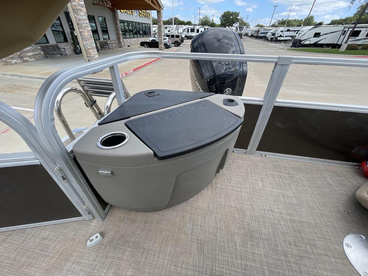 2022 SUNTRACKER SF20 (BUJ82649G22) , Length: 21.92 ft. | Dry Weight: 1940 lbs. transmission, located at 4319 N Main Street, Cleburne, TX, 76033, (817) 221-0660, 32.435829, -97.384178 - Photo#13