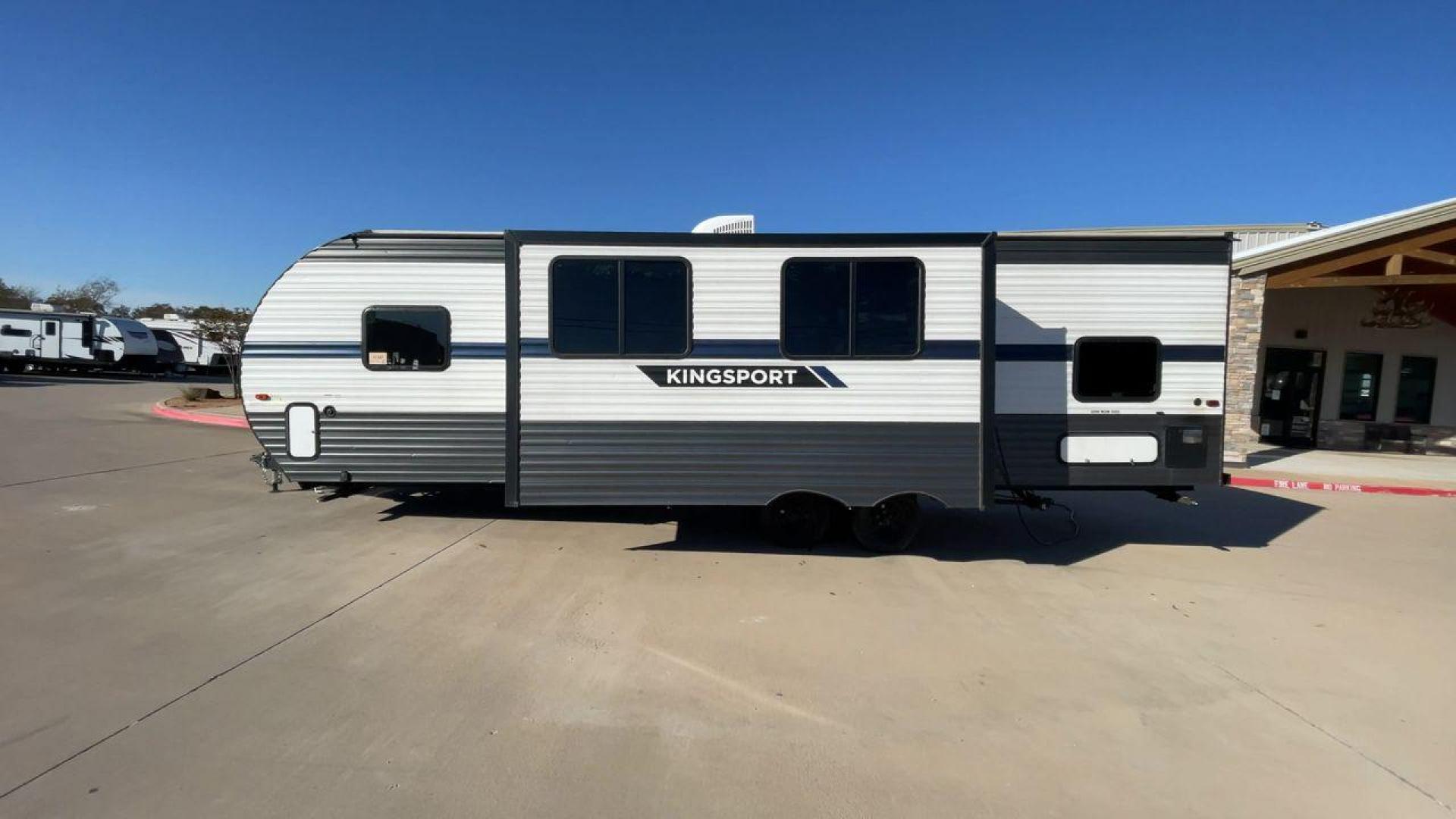 2023 GULFSTREAM KINGSPORT 279BH (1NL1G3322P1) , Length: 32.5 ft. | Dry Weight: 6,300 lbs. | Slides: 1 transmission, located at 4319 N Main Street, Cleburne, TX, 76033, (817) 221-0660, 32.435829, -97.384178 - Photo#6