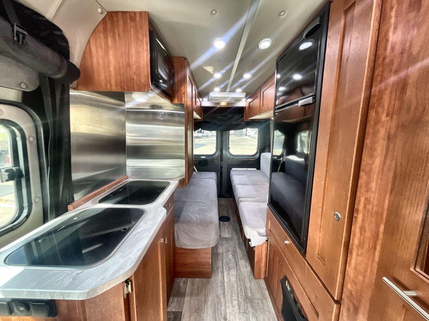 2023 ROADTREK 190 PROMASTER (3C6MRVJGXNE) , located at 4319 N Main Street, Cleburne, TX, 76033, (817) 221-0660, 32.435829, -97.384178 - Photo#10