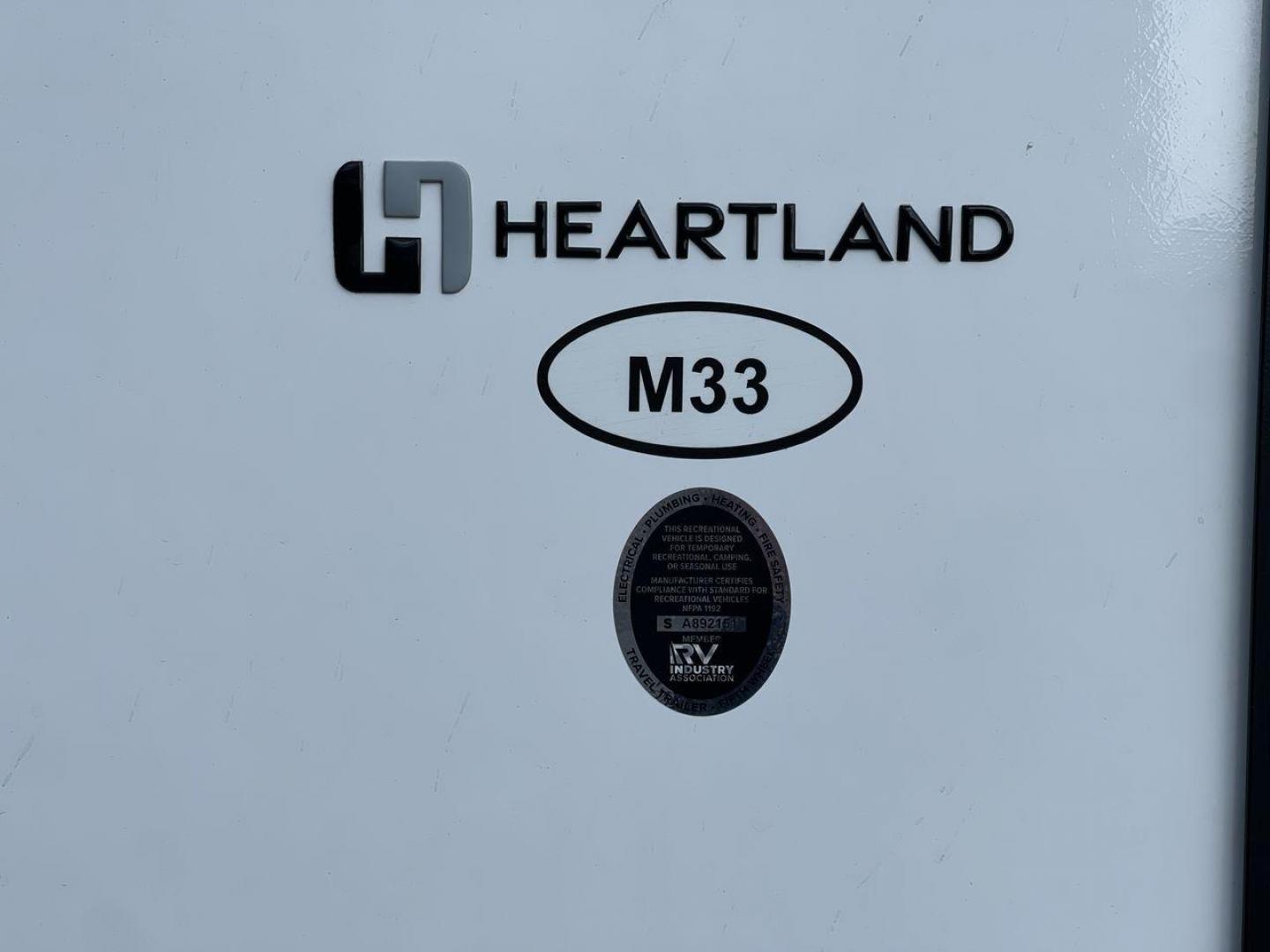 2024 HEARTLAND MALLARD M33 (5SFNB3720RE) , located at 4319 N Main Street, Cleburne, TX, 76033, (817) 221-0660, 32.435829, -97.384178 - Photo#22