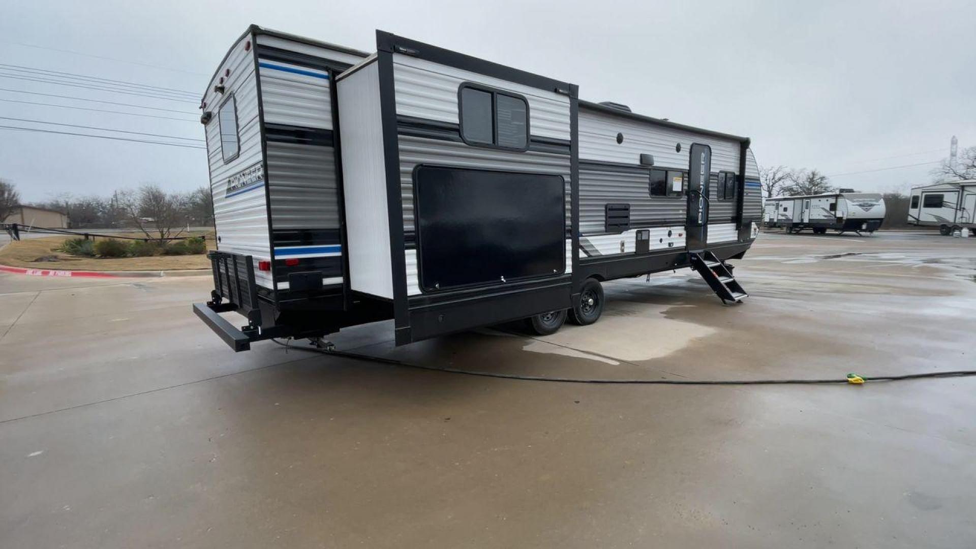 2024 HEARTLAND PIONEER BH335 (5SFPB3728RE) , Length: 37.46 ft | Dry Weight: 8,480 lbs | Gross Weight: 11,060 lbs | Slides: 3 transmission, located at 4319 N Main Street, Cleburne, TX, 76033, (817) 221-0660, 32.435829, -97.384178 - The 2024 Heartland Pioneer BH335 is a spacious and well-built travel trailer designed for comfort and durability. Measuring 37.46 feet in length, this RV provides ample living space with three slide-outs that significantly expand the interior. The dry weight is 8,480 lbs, while the gross weight is 1 - Photo#1