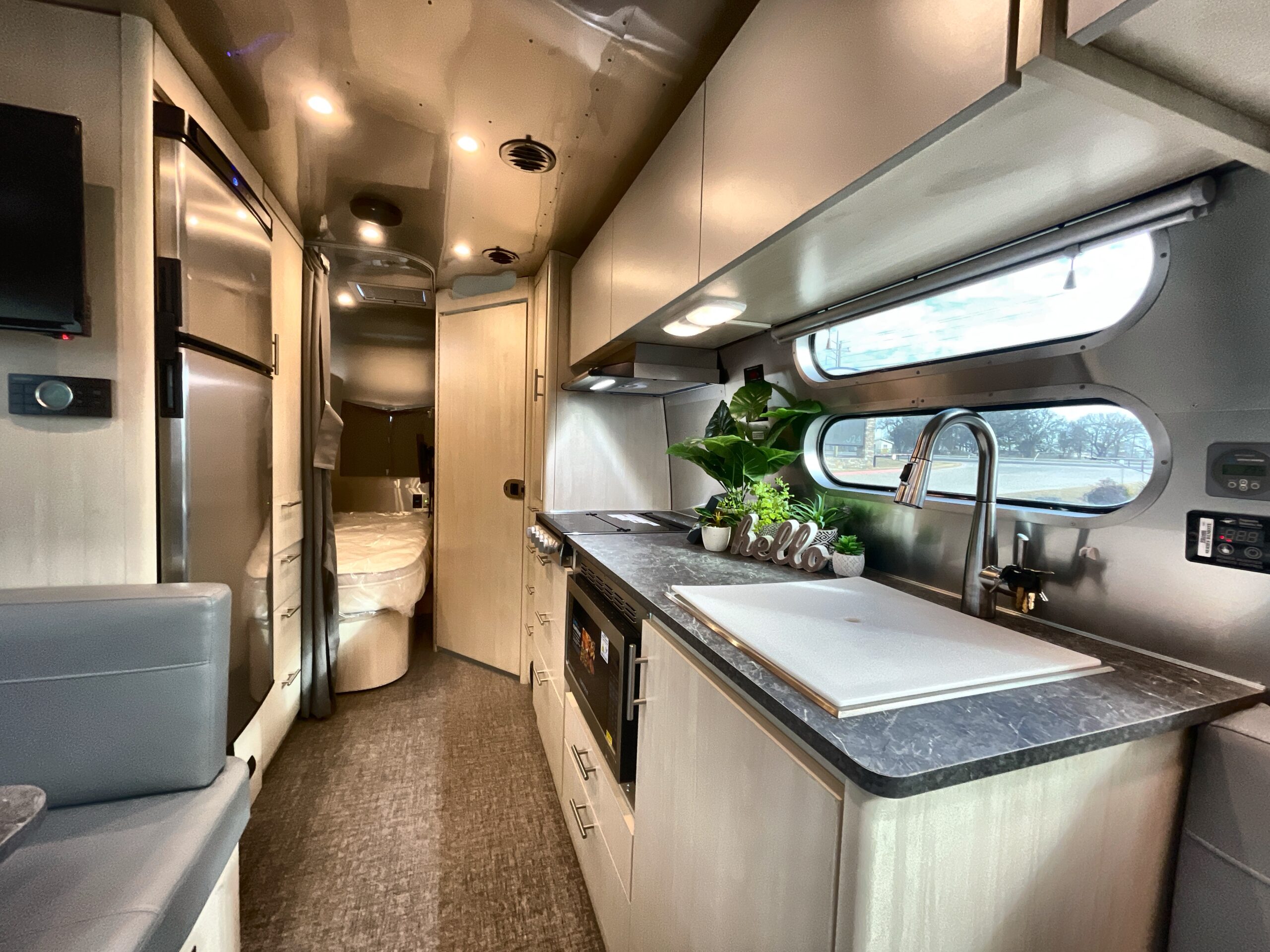 RV Depot - 2023 AIRSTREAM FLYING CLOUD 30FB inside scaled 2023 AIRSTREAM FLYING CLOUD 30FB