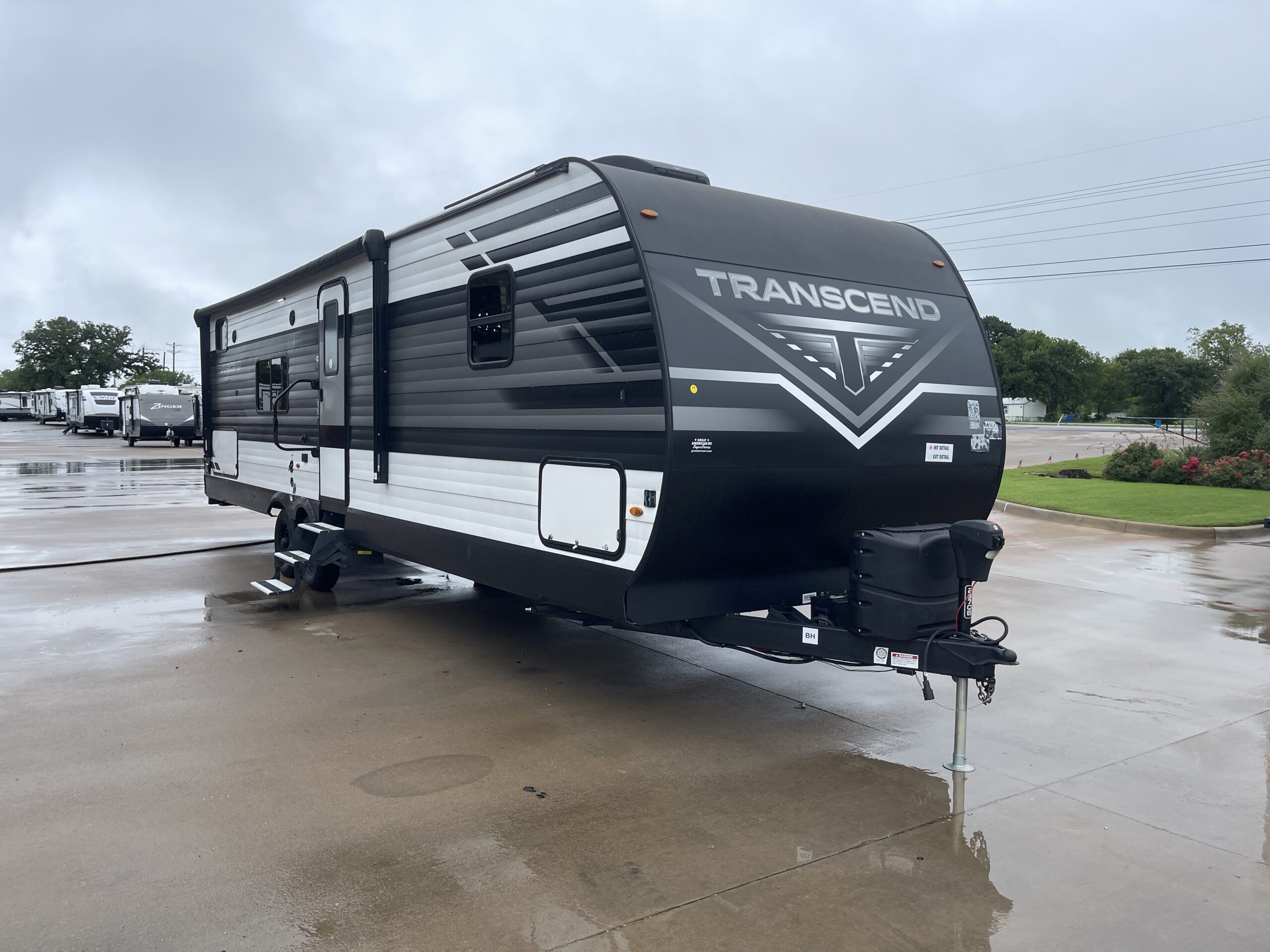 2023 GRAND DESIGN TRANSCEND 297QB - Exterior