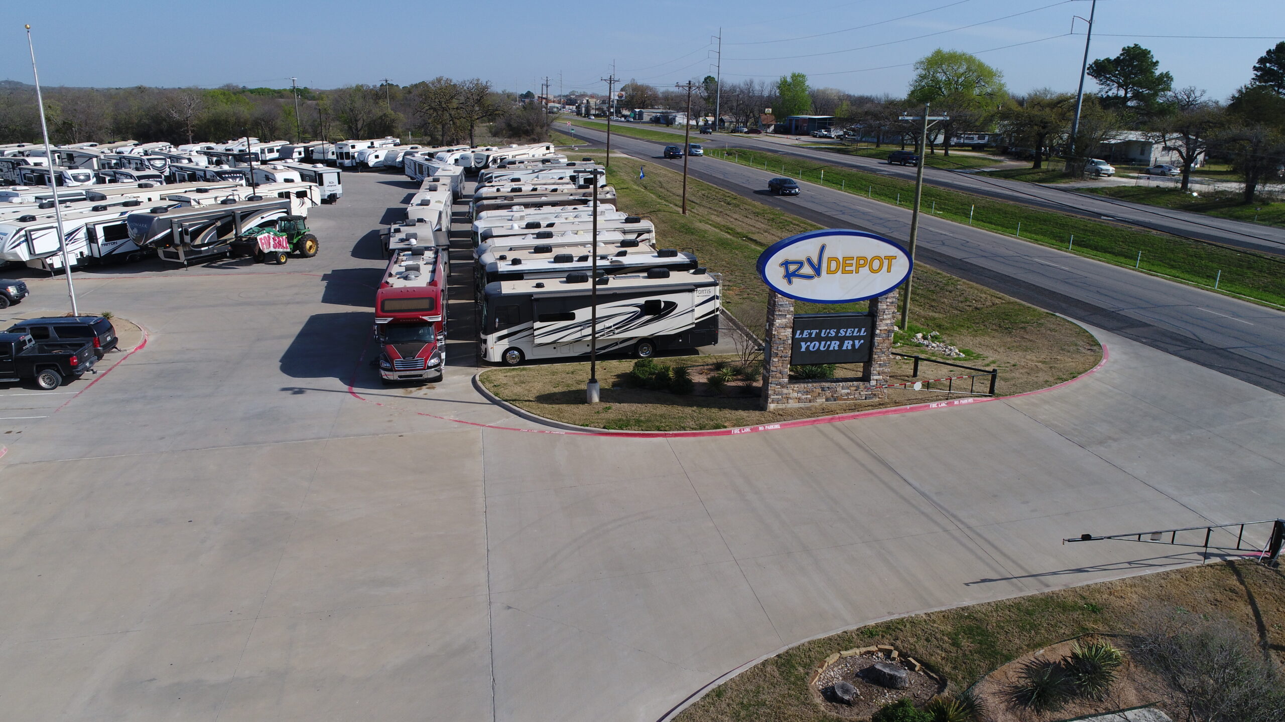 RV Depot - FrontRow 007 1 scaled Motorhomes