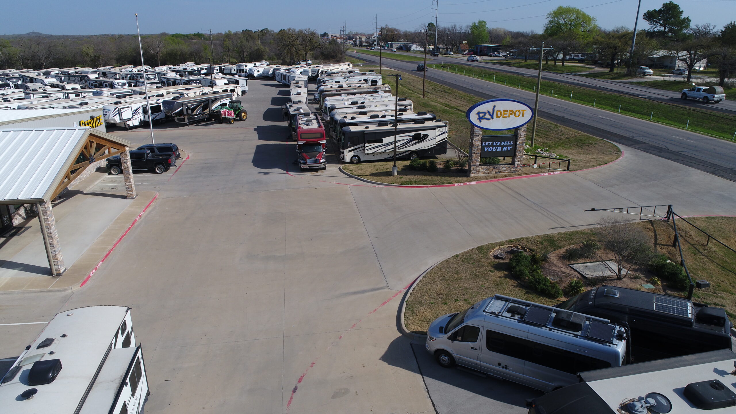 RV Depot - FrontRow 008 scaled RV Depot Supercenter INVENTORY
